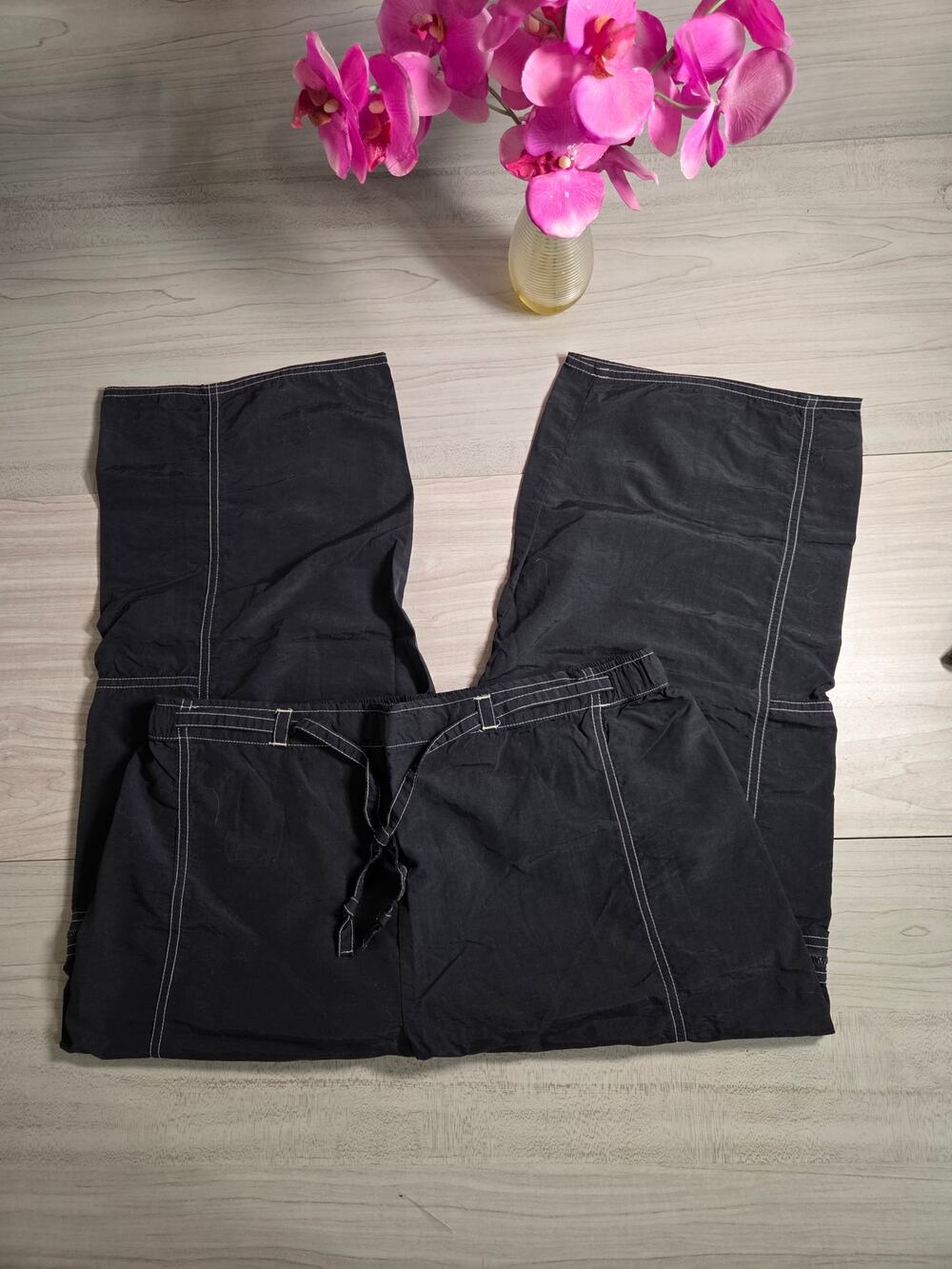 Vintage Athletic Works Black Lightweight Nylon Track Pants  Women’s L (12/14)